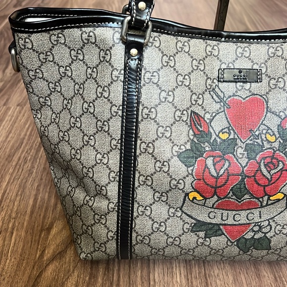 A170 - ๐ฏ % authentic Gucci shoulder bag - Picture 5 of 16